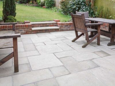 Patio paving installers near Luton