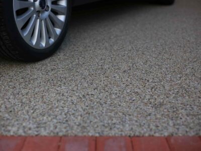 Resin bound driveway installers near Luton