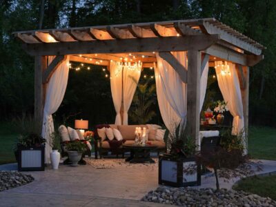 Garden pergola installers near Luton