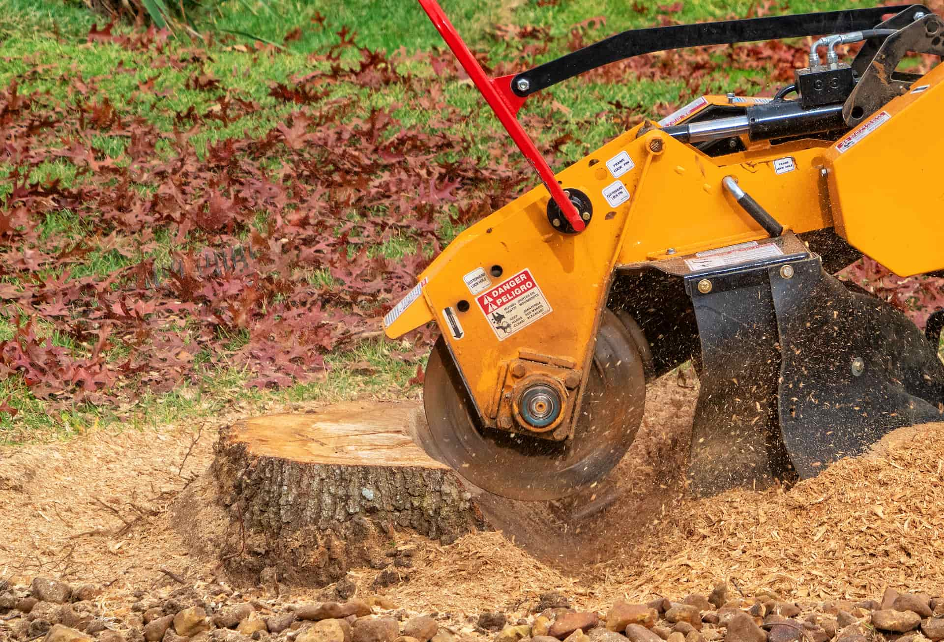 Luton Stump grinders